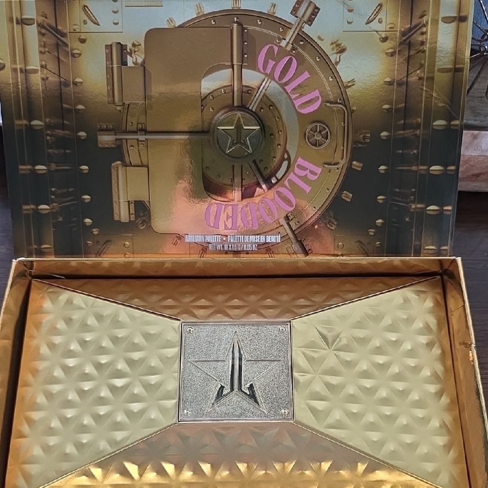 Jeffree Star Gold Blooded Eyeshadow Palette